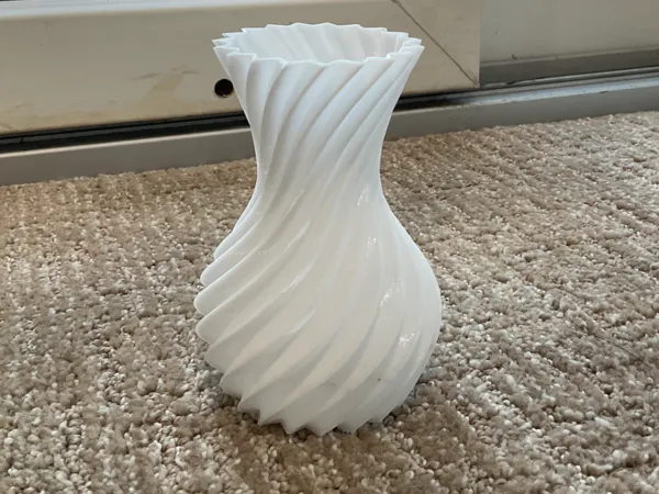 Vase en spirale