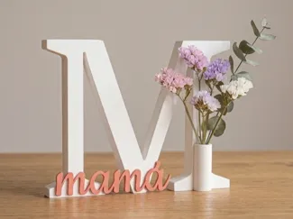Decoración Floral "Mamá" - Minimalista y Elegante