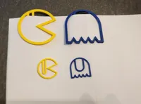 10 small ghost paperclips