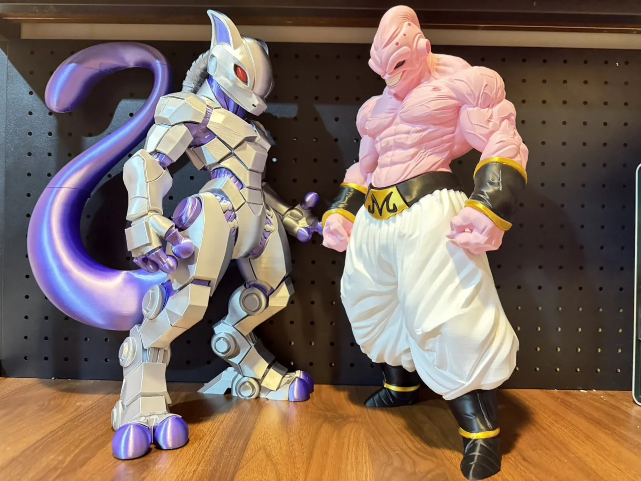 Mecha Mewtwo NO AMS Multi-Color Parted Statue view 2