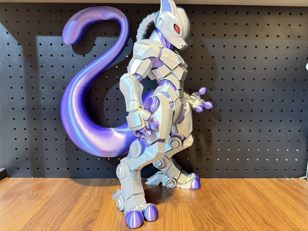 Mecha Mewtwo NO AMS Multi-Color Parted Statue view 4