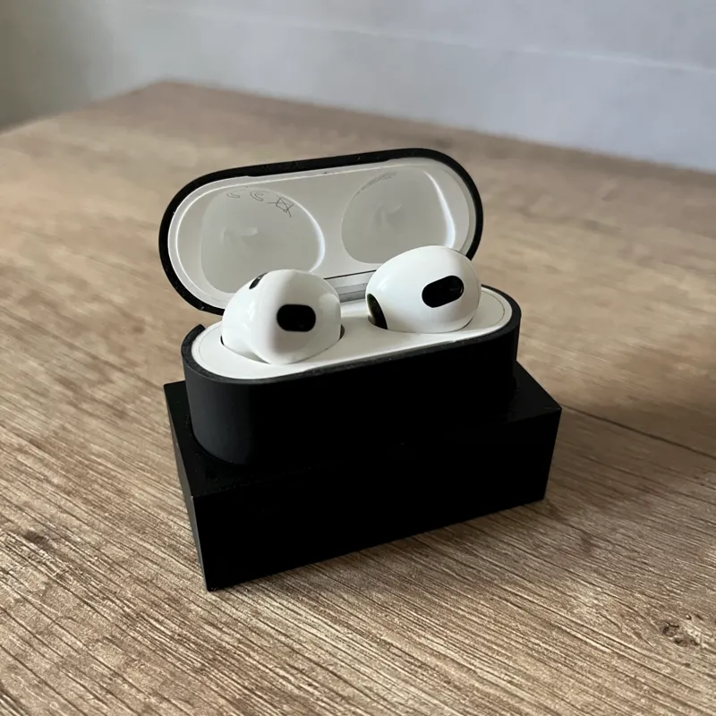 Airpods Stand (with or without case)