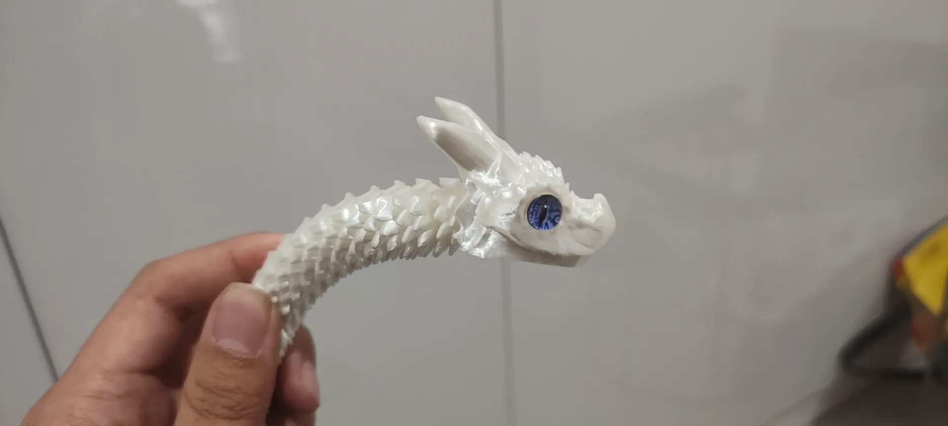 Miniatura 2 do modelo 3D 网红蛇天青牛蟒、水牛蛇8mm贴眼，头可以旋转，牛头可以拆快递、45cm以上的尺寸可以盘起来