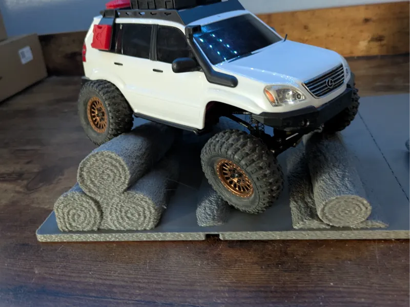 Indoor crawler course angled logs