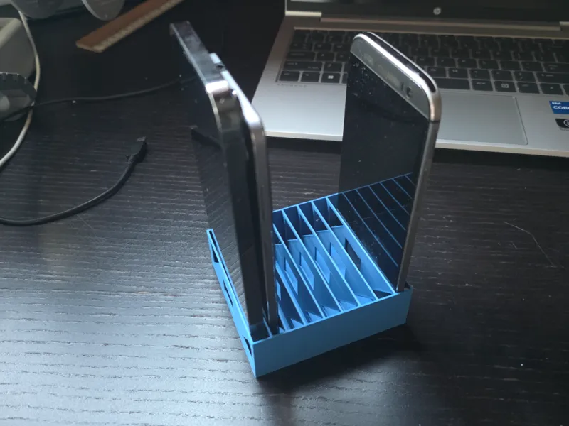 Small phone storage container