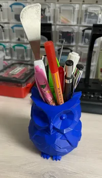 Pot à crayons hibou low poly — photo 1