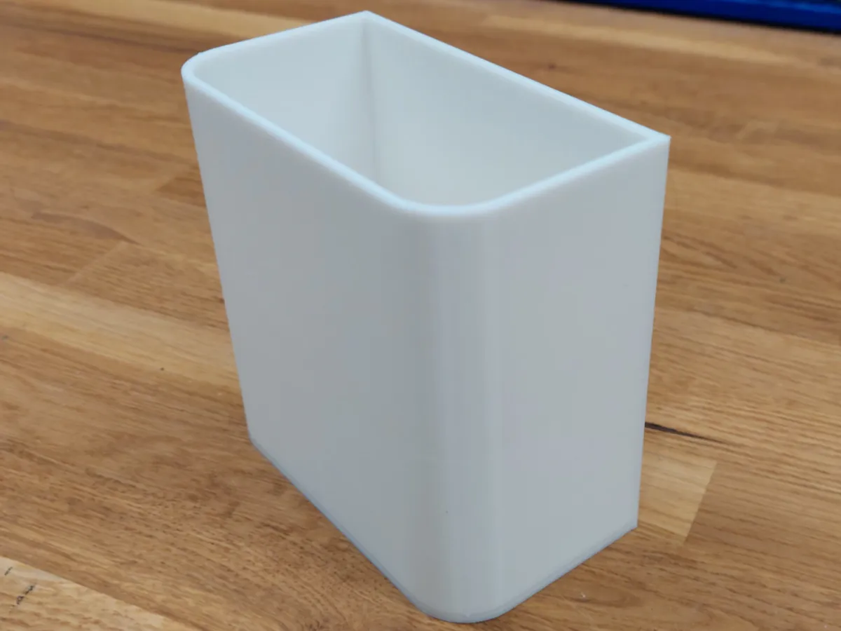 Boîte polyvalente à coller au mur