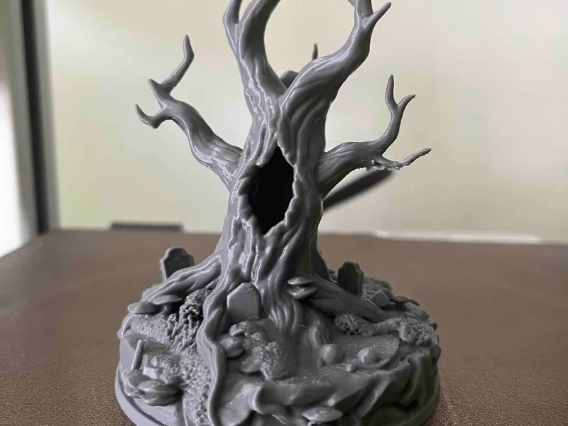 Haunted Tree – Graveyard Terrain (80mm base)