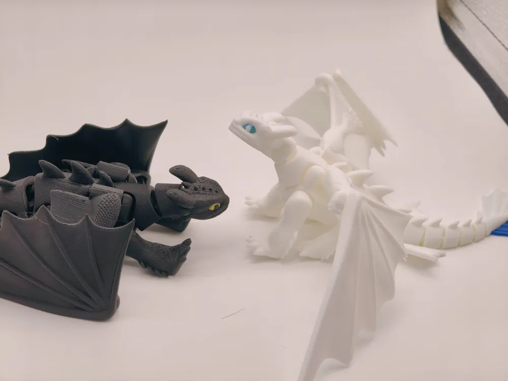 Handgefertigte Drachenfigur, dekoratives Sammlerstück, keine Stützen, Mini-Größe, schneller Druck per Telefon, spezielles Design