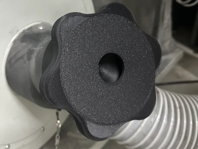 Dust hose  magnetic cap (With hole for finger)