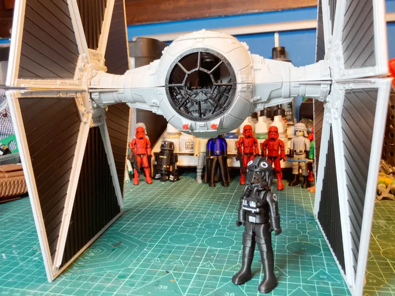 TIE fighter
