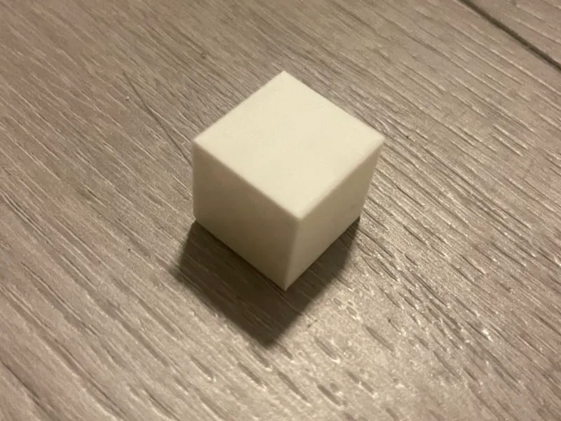 Cube (first test print)