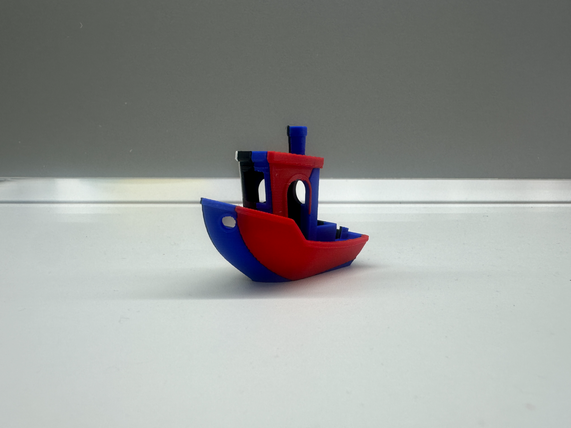 疯狂的多色小船3DBenchy