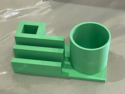 Desk organiser
