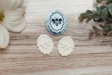Cortador para modelado: Bee Polymer Clay Cutter & Embosser — vista de referencia 4