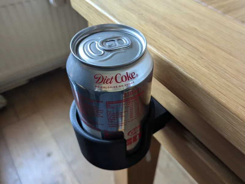 Can holder for Natural 20 gaming table