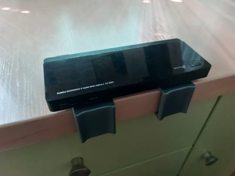 TP-Link UH720 handle