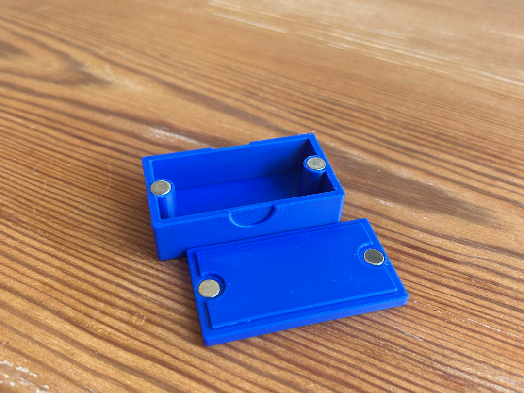 Small Magnetic Box 55x30mm 