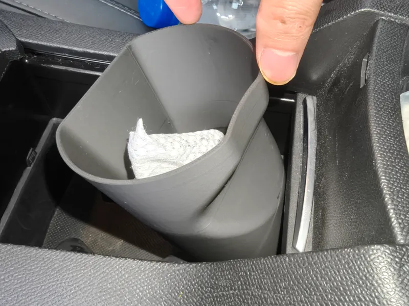 标致408专用车载垃圾桶