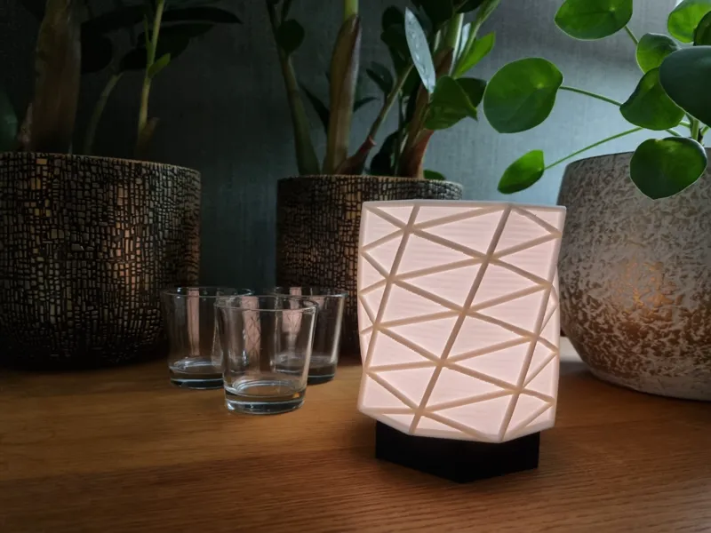 Lumetri - Remote Controlled Mini Table Lamp