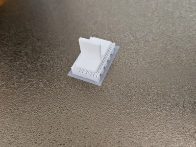 Shelf pin