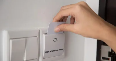 Hotel light card