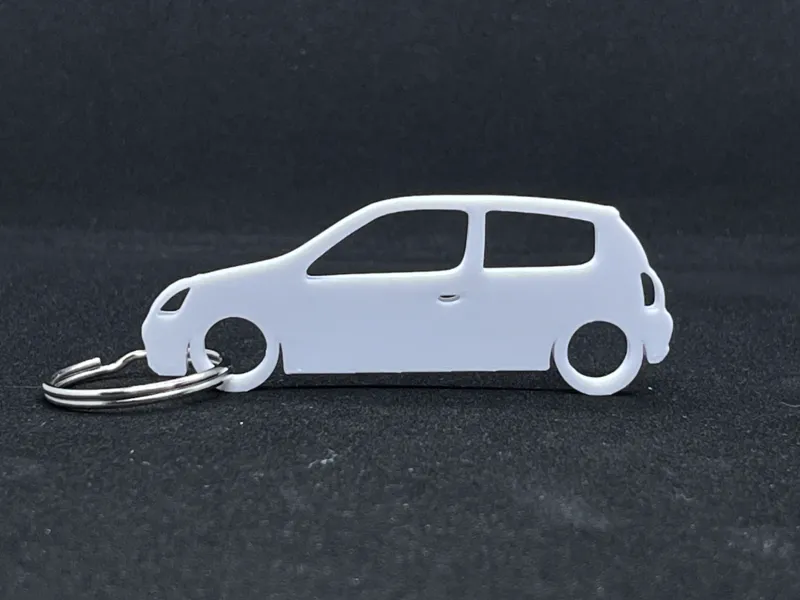 Renault Clio 2 3 door silhouette / keychain