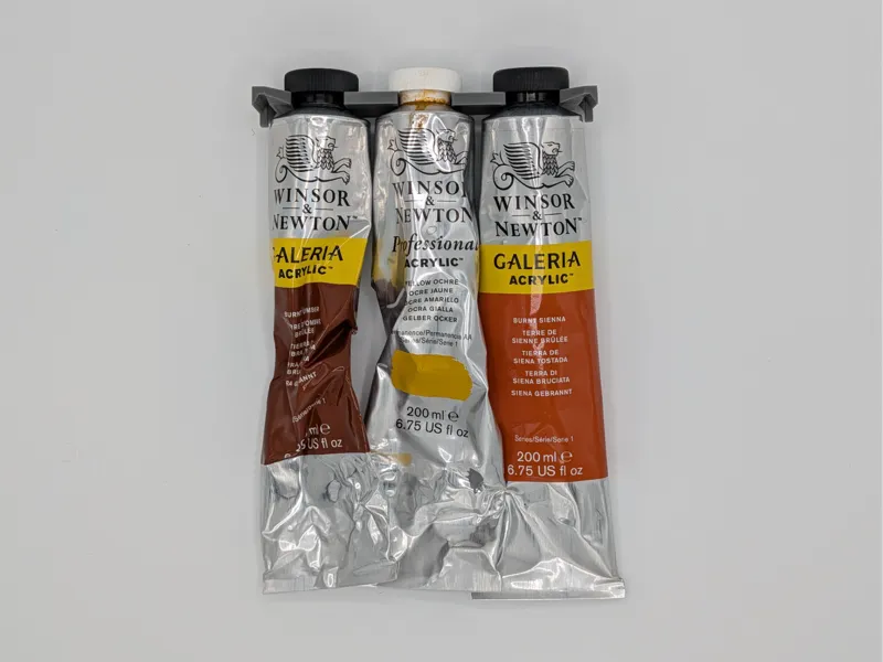 Winsor & Newton Acrylic 200ml shelves