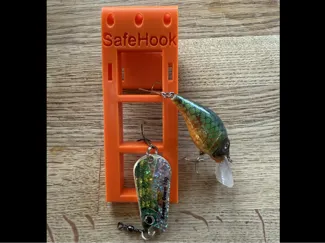 SafeHook Lite – Snap-on Rack for Fishing Hooks 