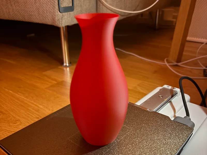 Simple decorative vase (height 15cm)