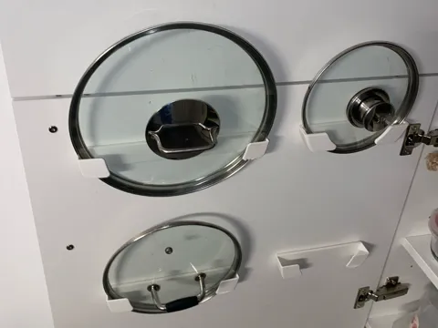 Lid Holder for the Inside of Your Kitchen Door
