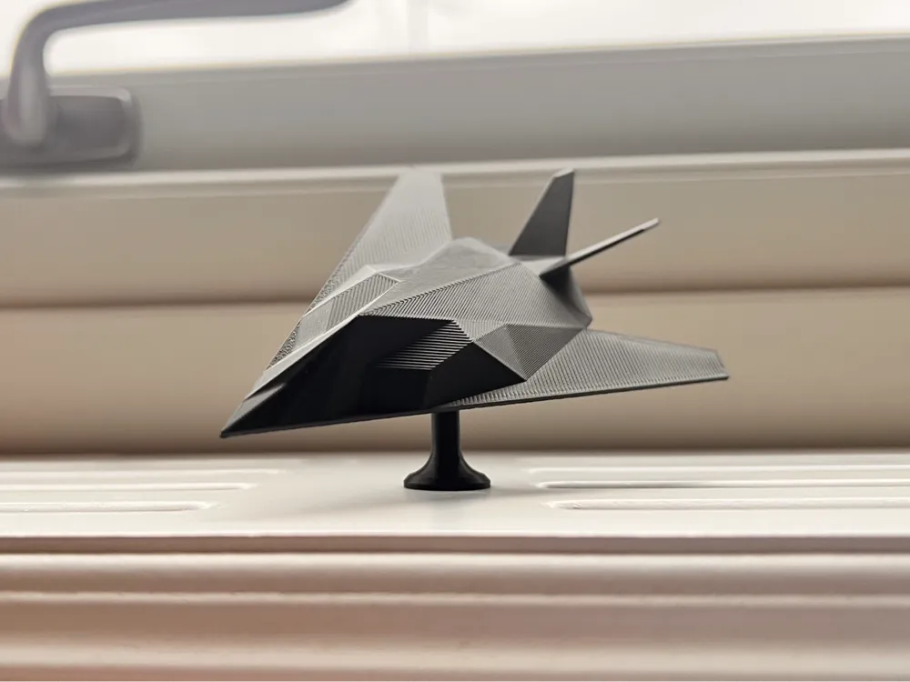 Posable F-117 Nighthawk Decoration - MakerWorld 3D Model | 3Drop
