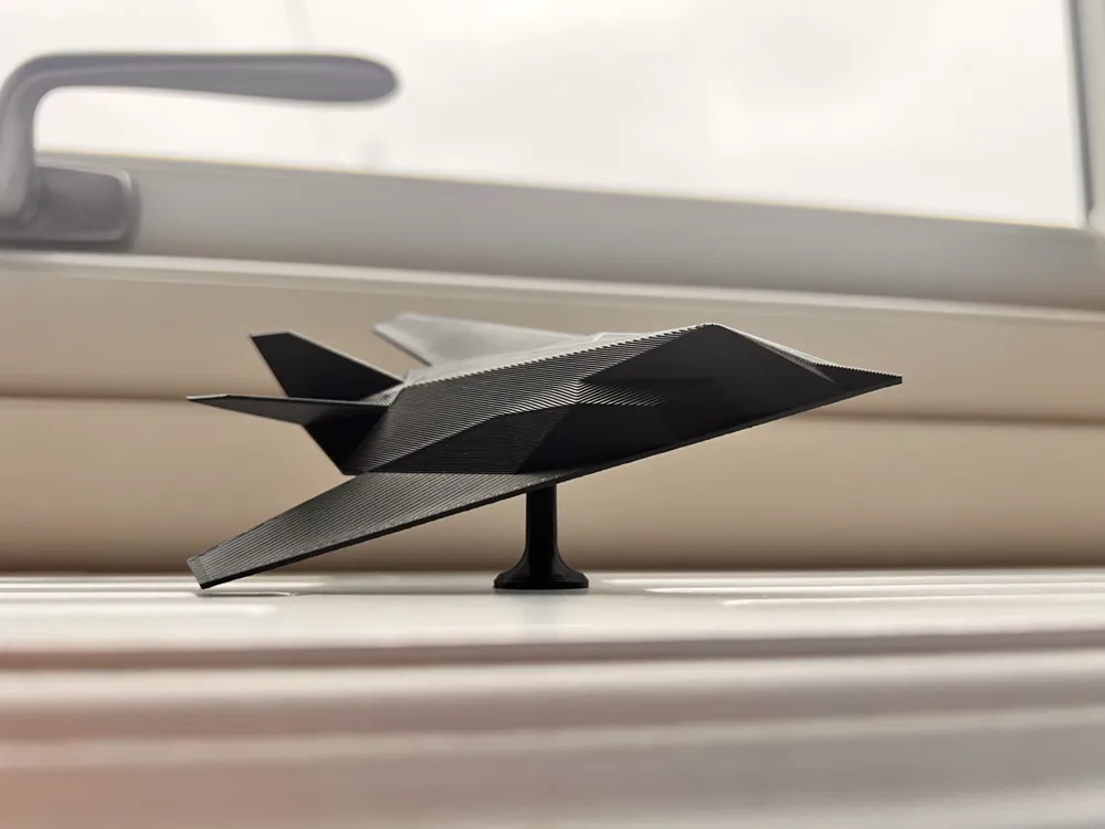 Posable F-117 Nighthawk Decoration - MakerWorld 3D Model | 3Drop