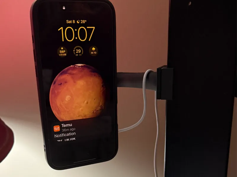 Magsafe iPhone and Watch mounts