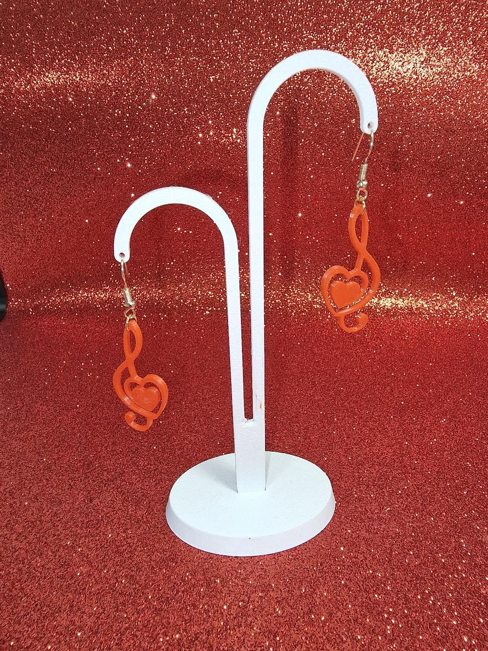 Heart in clef earrings view 3