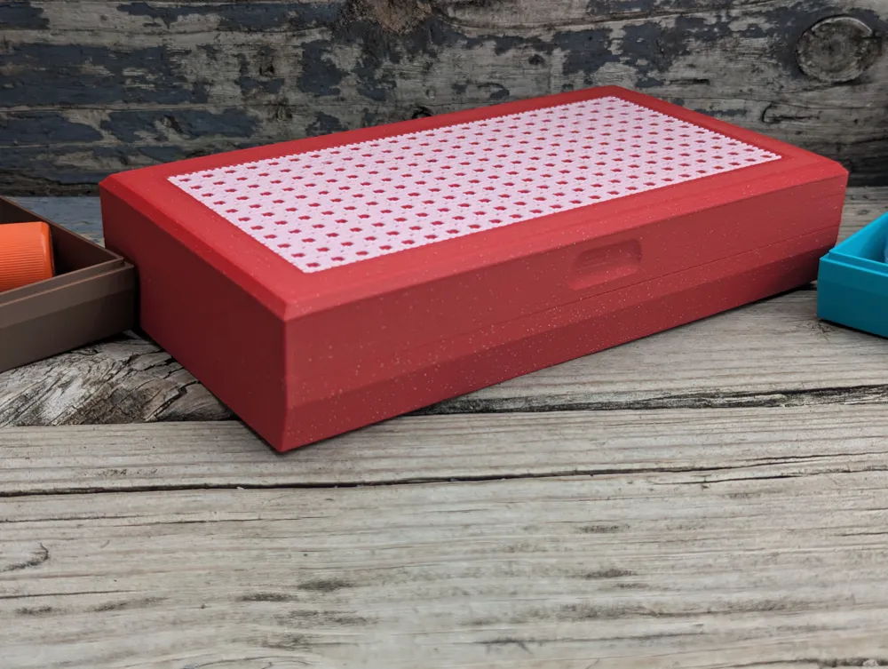 Retro Travel Container - Free 3D Print Model - MakerWorld