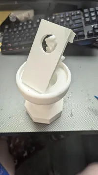 on plate smaller 0.2mm layer, 6 walls, 25% infill