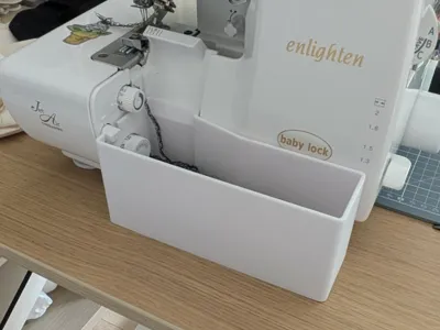 babylock catch container