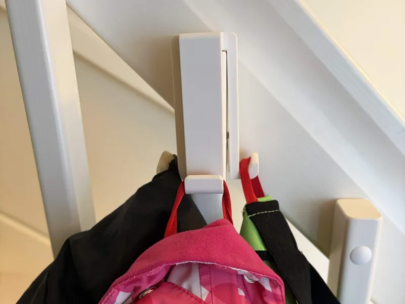 Stair Clothes Hanger 3-way