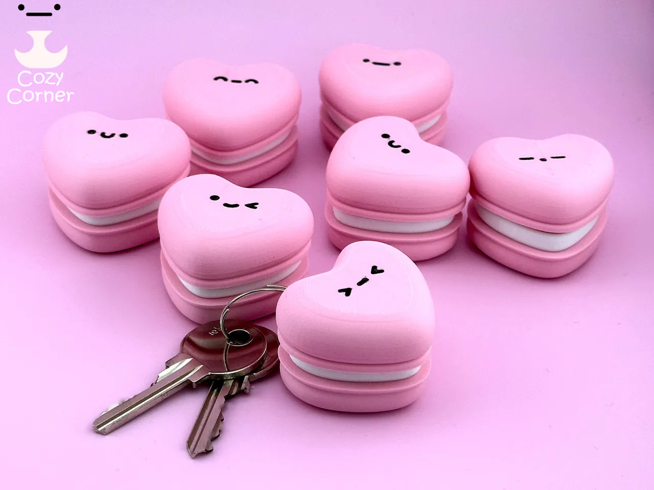 Clicky heart macaron keychain view 4