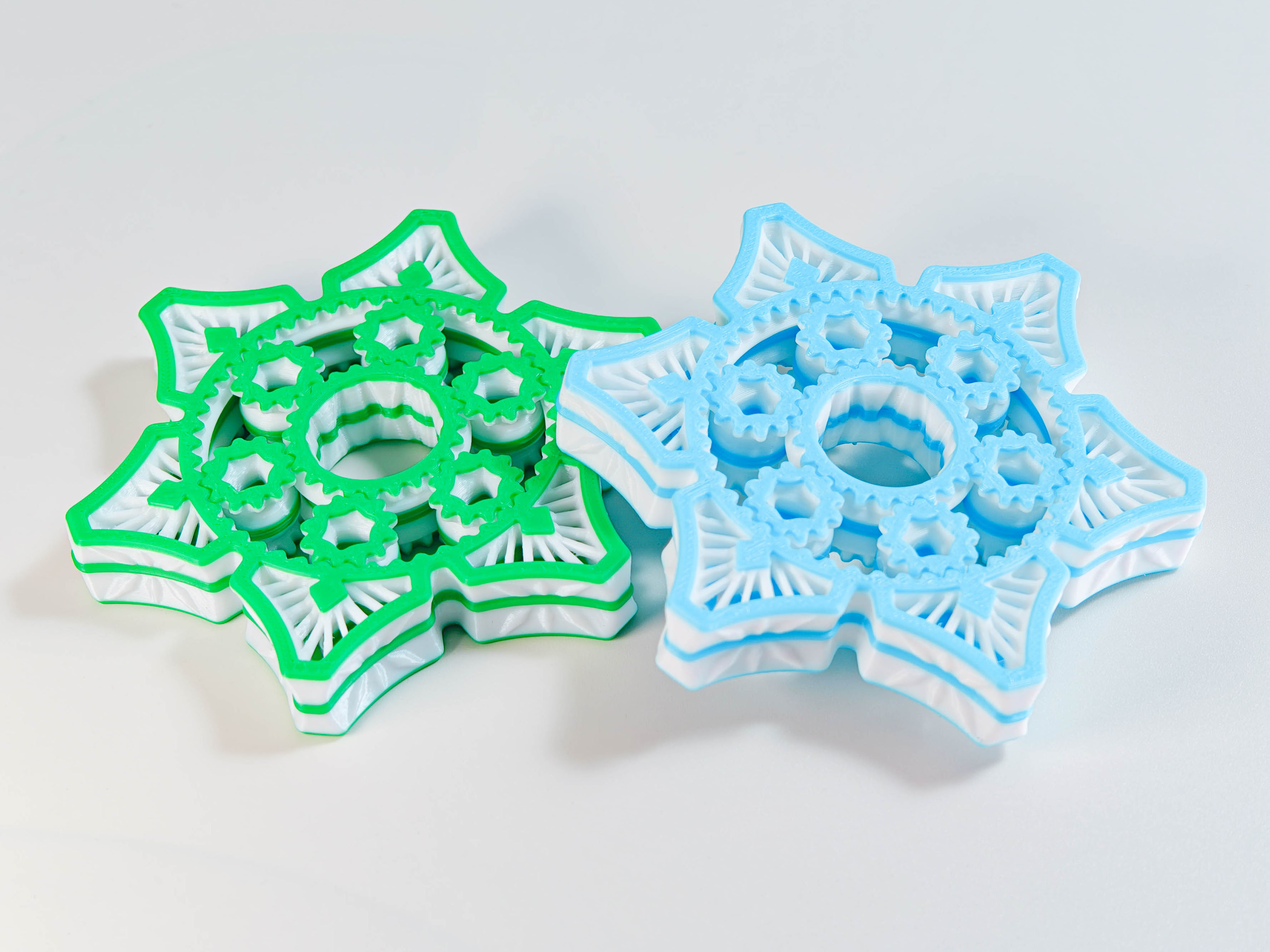 Miniatura 1 do modelo 3D 雪花-行星齿轮 指尖陀螺 解压玩具 TA4雪花