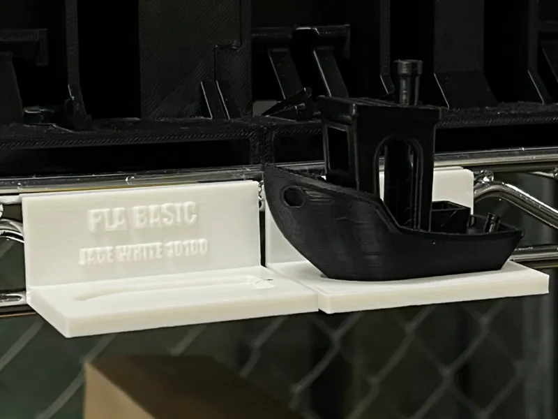 Wire Rack Benchy Display & customizable Label