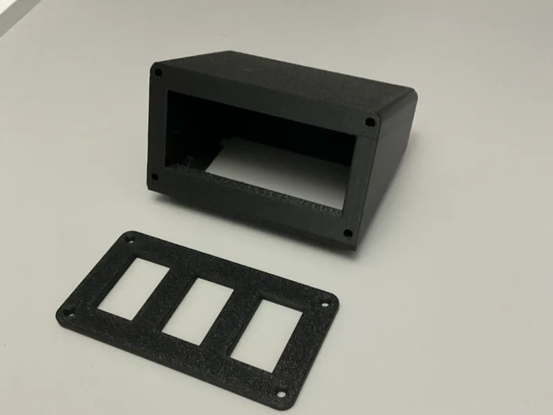 Perentie Ash Tray 3 Switch Panel removable front