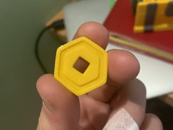 Pièce Robux recto-verso trouée (40 mm et 25 mm)