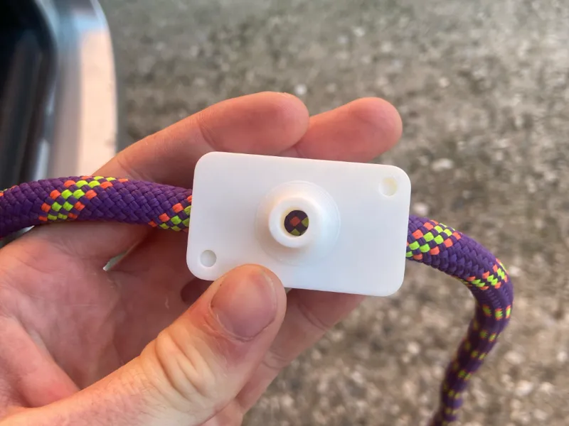 Climbing rope water cleaner tool