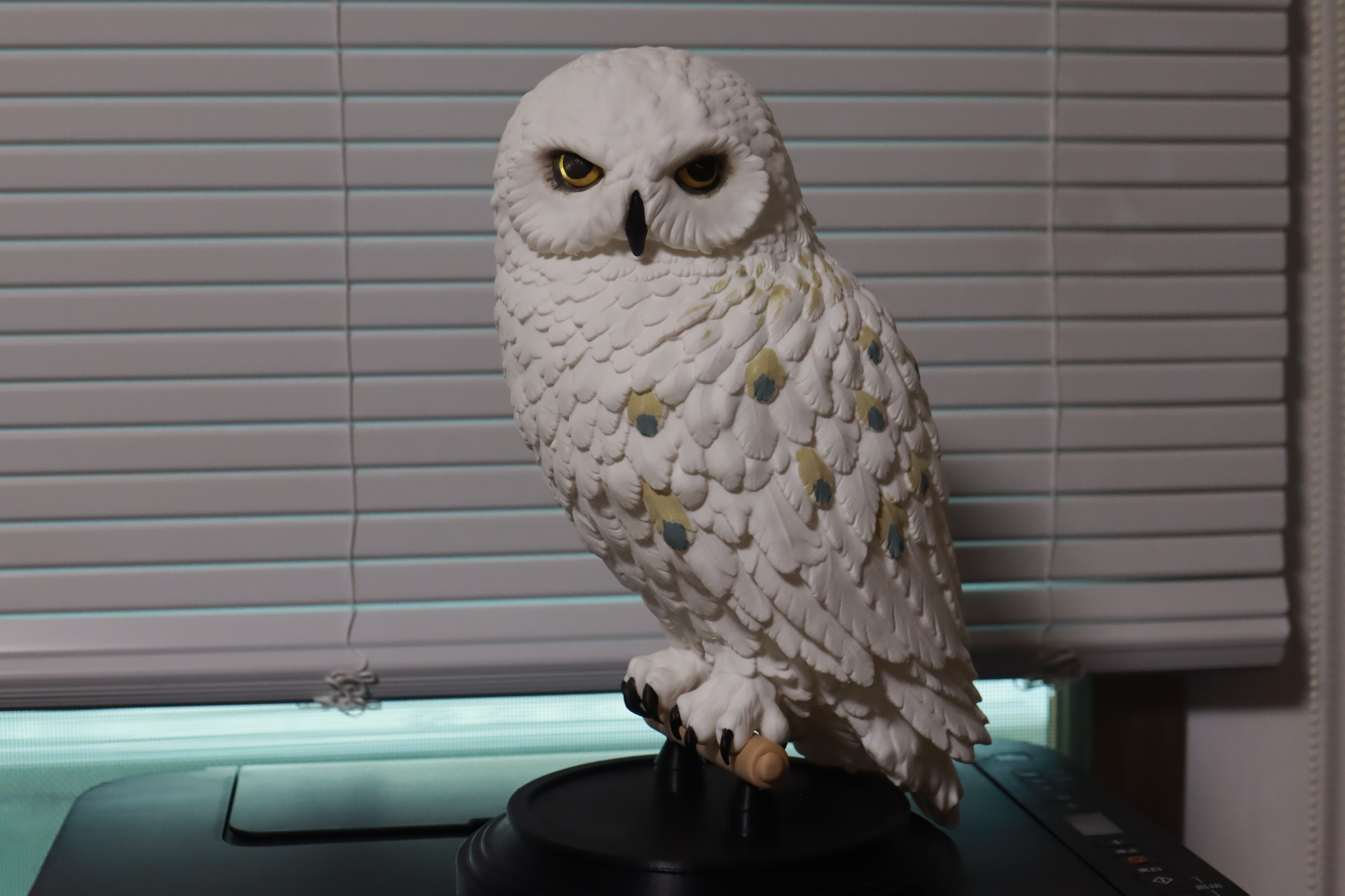 Miniatura 3 do modelo 3D 【停栖的雪鸮(海德薇 Hedwig）】灵感来自哈利波特-带底座/分件/丰富的纹理细节