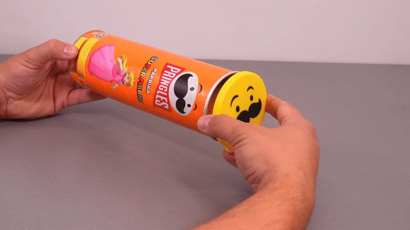 Pringles Chips Slider Tray with a Functional Lid view 2