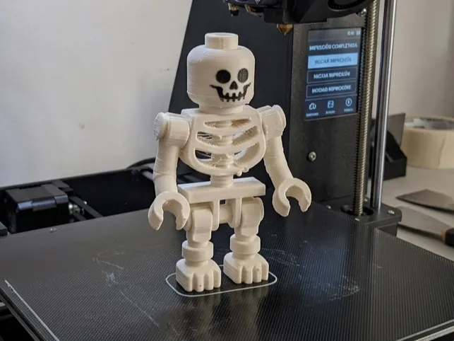 L3G0 Skeleton Mini-Figure