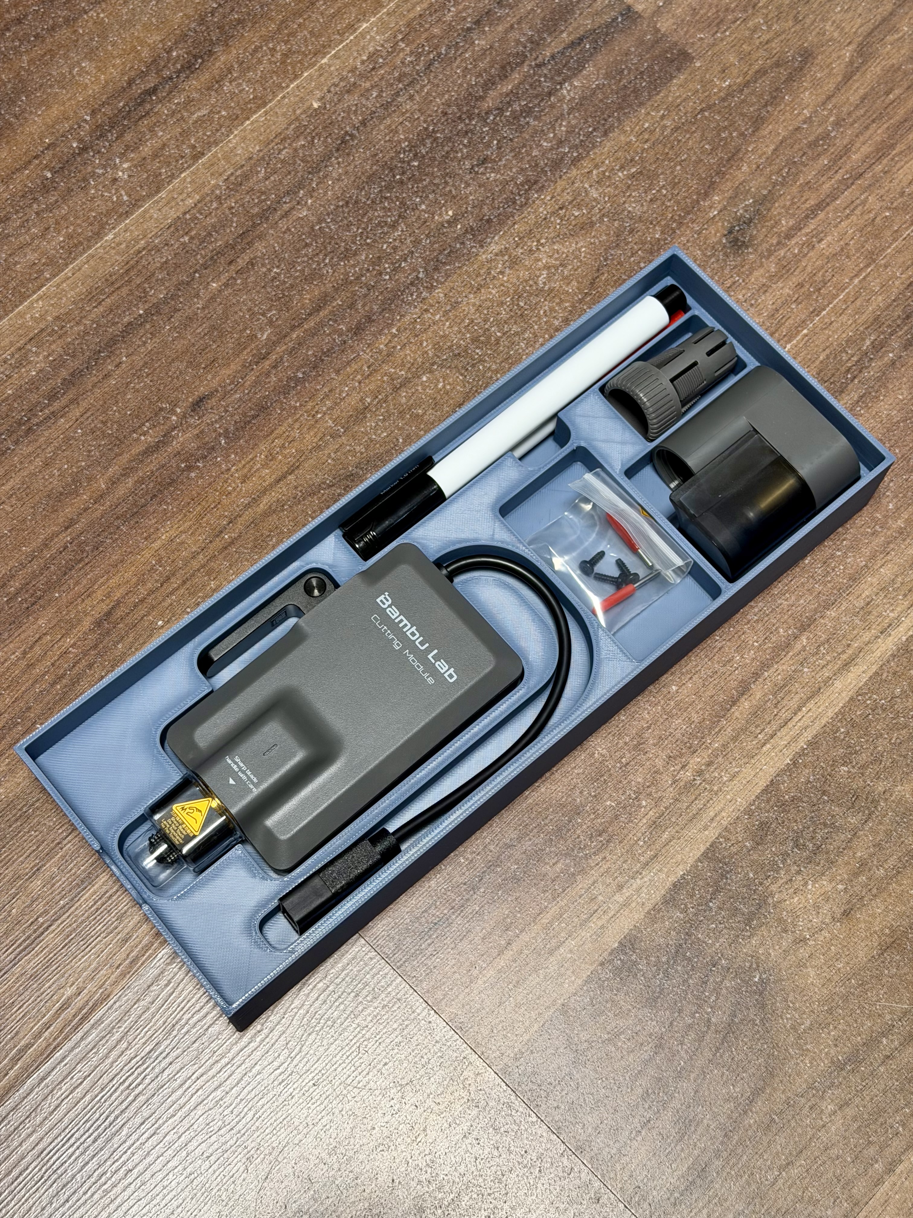 Miniatura 2 do modelo 3D AMS riser with triple drawer storage system