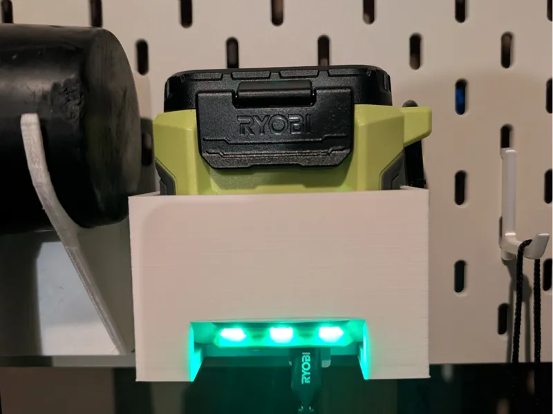 Skadis Stand for Ryobi USB Lithium Charger FVCH03